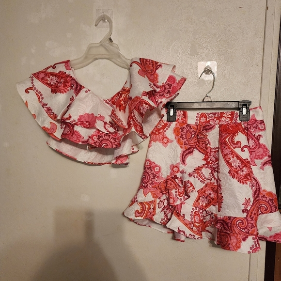 Shein Pink White and Orange Ruffle One Shoulder 2 Pc Skirt Set Size S - Picture 1 of 14